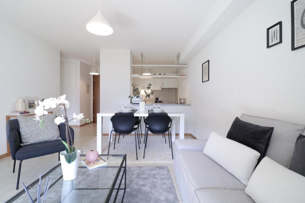 Modern Apartment Close To Martigny Train Station Exterior foto