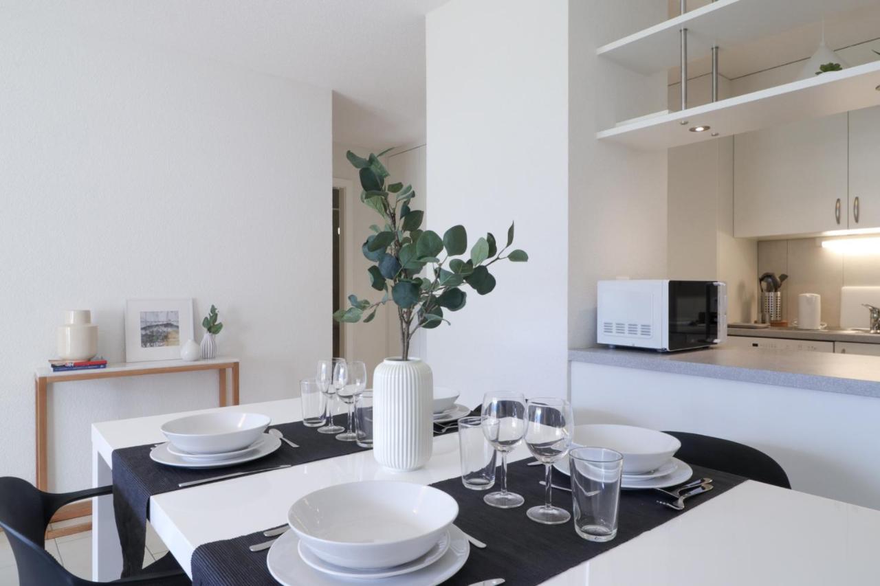 Modern Apartment Close To Martigny Train Station Exterior foto