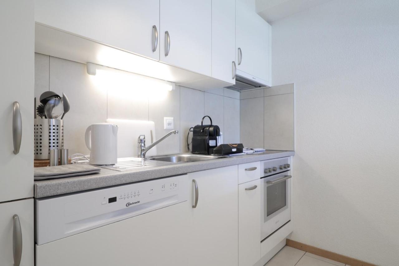 Modern Apartment Close To Martigny Train Station Exterior foto